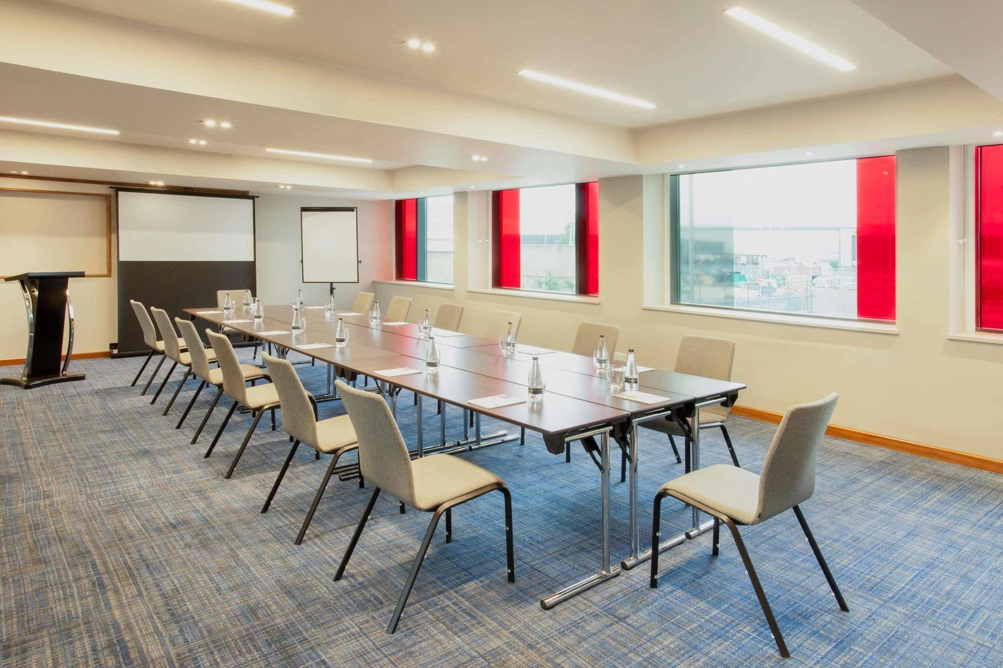 Hyatt Place West London Hayes Kültér fotó